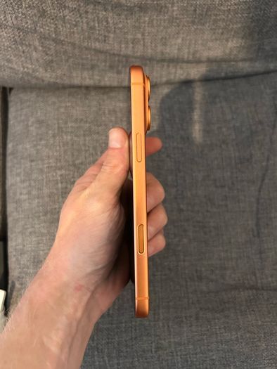 iPhone 17 pro max orange, unlocked, 100% battery health