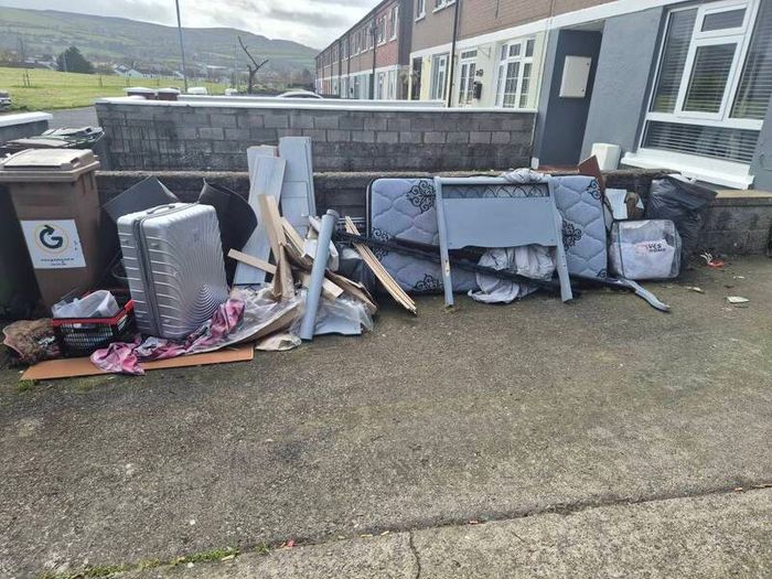 rubbish removal Cheaper than any skip hire cheapest around