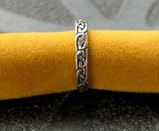 Sterling silver Celtic design ring size K or 5.5