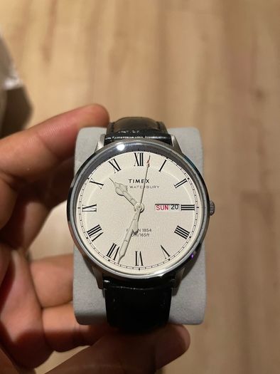 Timex waterbury 40mm watch
