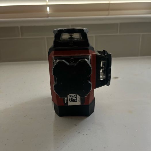 Hilti PM 30 MG Green 3 By 360 degrees Laser Level with Battery