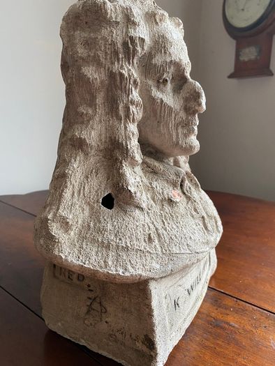 William III bust