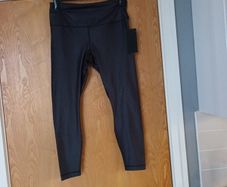 90 Degree By Reflex High Waisted Interlink Faux Leather  Leggins.   S. L. 14-16.  B.N.W.T.