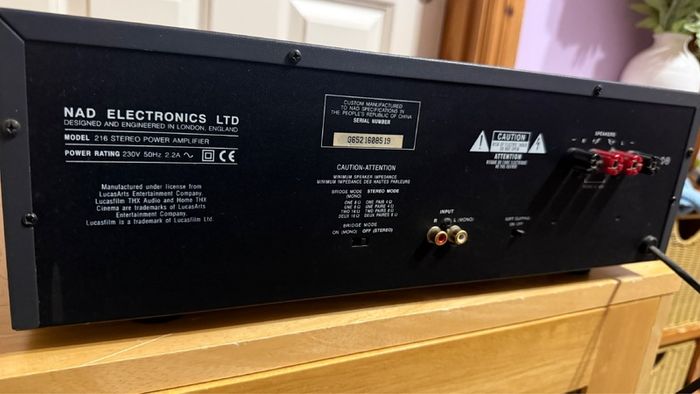Power Amplifier NAD 216 THX