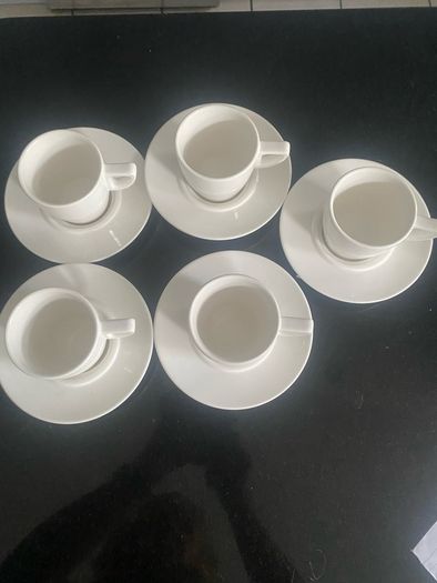 Newbridge home  cups and saucers