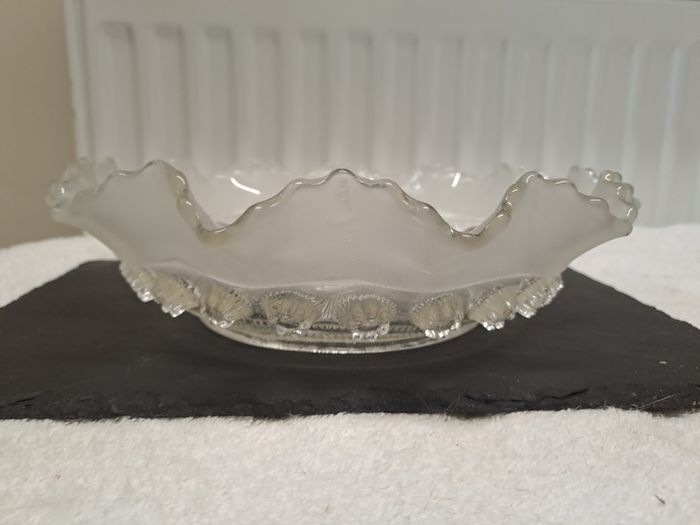 1930s Davidson Art Deco glass bowl