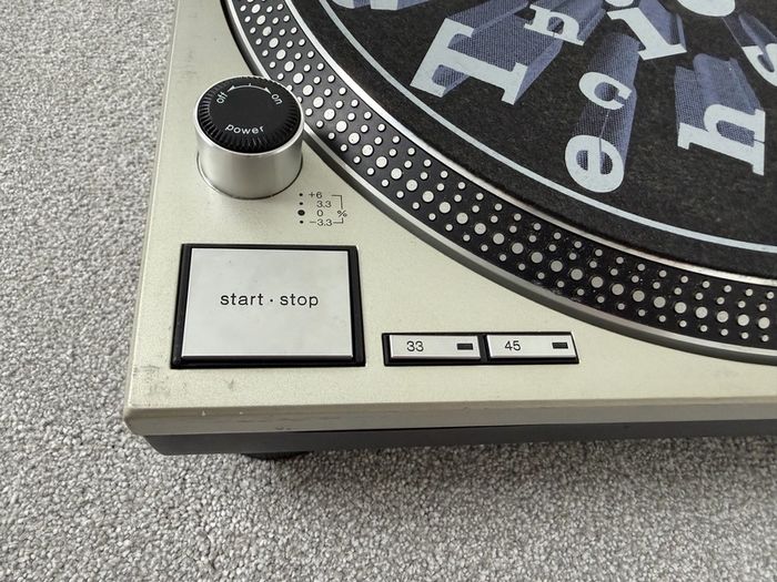 Technics SL1200 mk3Ds