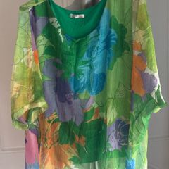 Lovely Italian one size summer top size UK16-20 EU 44-48 Postage included