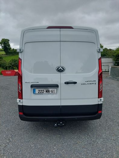 Maxus  delivery 9