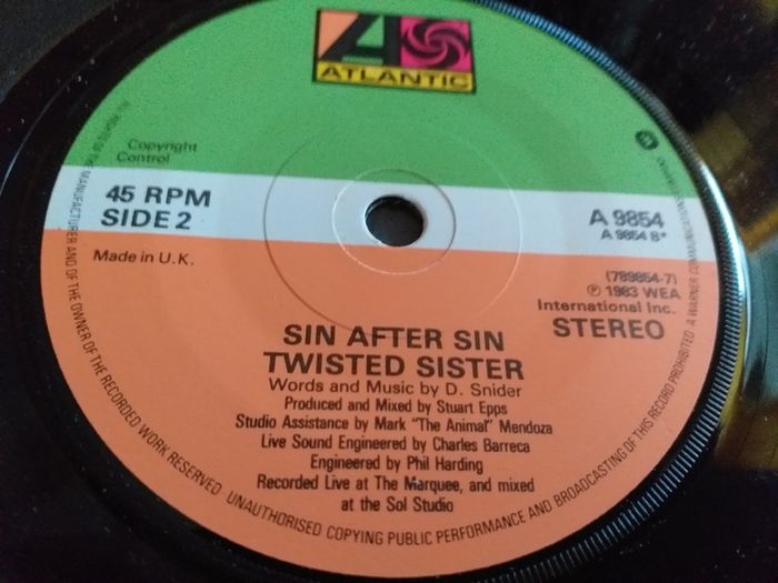 Twisted Sister - Single.