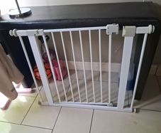 stair gate with extenders