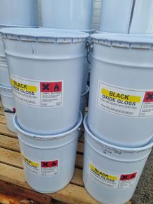 Oil based oxide paint available colours grey green black