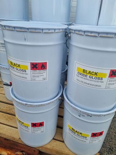 Oil based oxide paint available colours grey green black