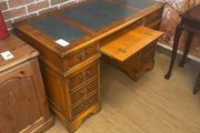 writing desk