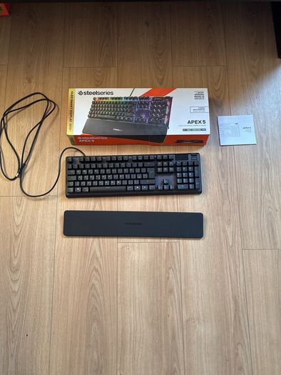 Steelseries apex 5-gaming keyboard