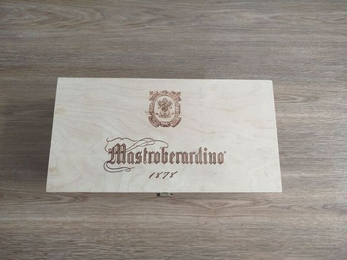 Set of 2 storage boxes