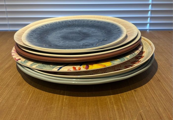 Melamine Dinner Plates (8)