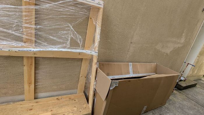 Very large storage and cardboard boxe