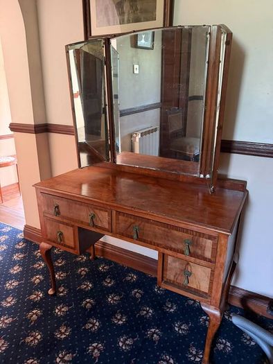 Mahogany dresser antique