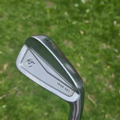 Takomo 4 iron