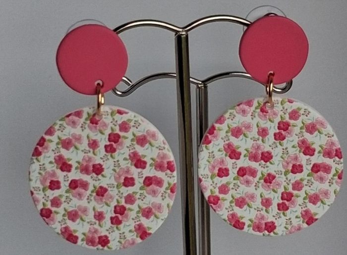 Pink & White Blossom Motif Round Earrings
