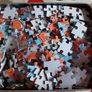 500 piece Jigsaw in presentation tin Image 2