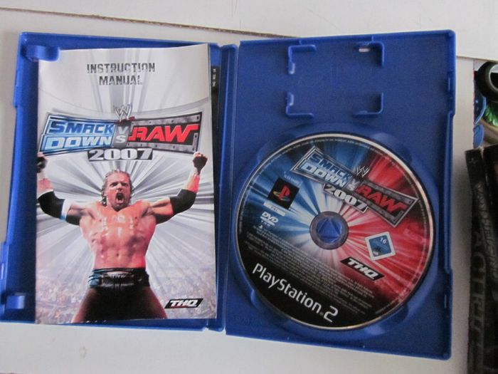 PS2 Smack Down V Raw 2007 Game