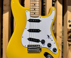 2008 Fender Custom Shop '69 Stratocaster Monaco Yellow NOS