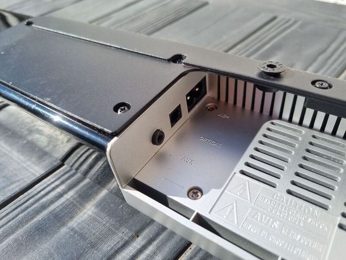 Vogel's SoundMount Next 8365 Full motion TV Wall mount with integrated sound