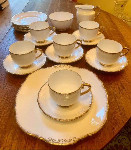 Vintage Cavour Ware Staffordshire Fine Bone China Set.