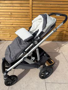 Uppababy vista v2 + accessories