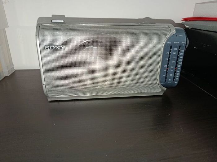 Sony ICF-704L Fm Radio
