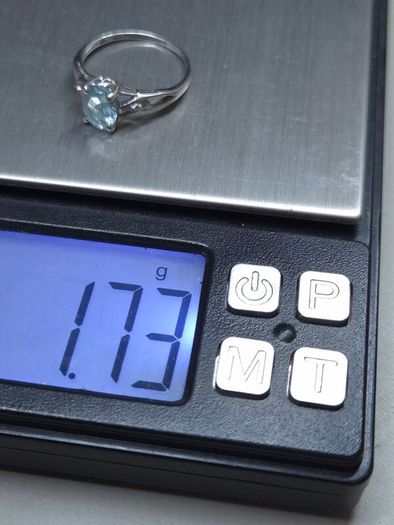 Vintage 9ct White Gold Blue Gemstone Ring Size 54