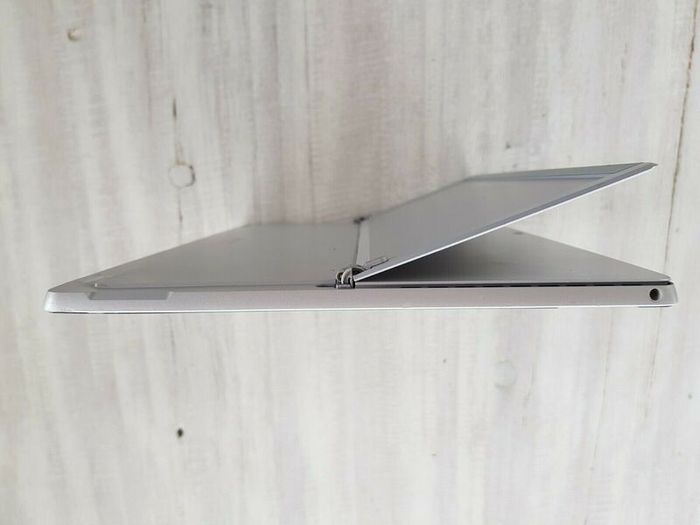 Microsoft Surface Pro 7 Tablet Silver 1866 Intel I5-1035g4 8GB RAM 256GB SSD Win 11 Pro