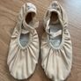 Ballet poms - EU35 Image 2