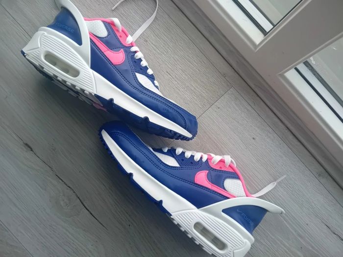Nike Air Max 90 FlyEase