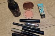 Makeup bundle
