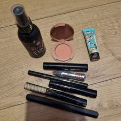 Makeup bundle
