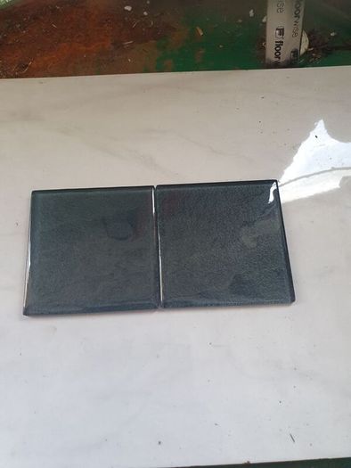 Glass tiles 10cm x 10cm