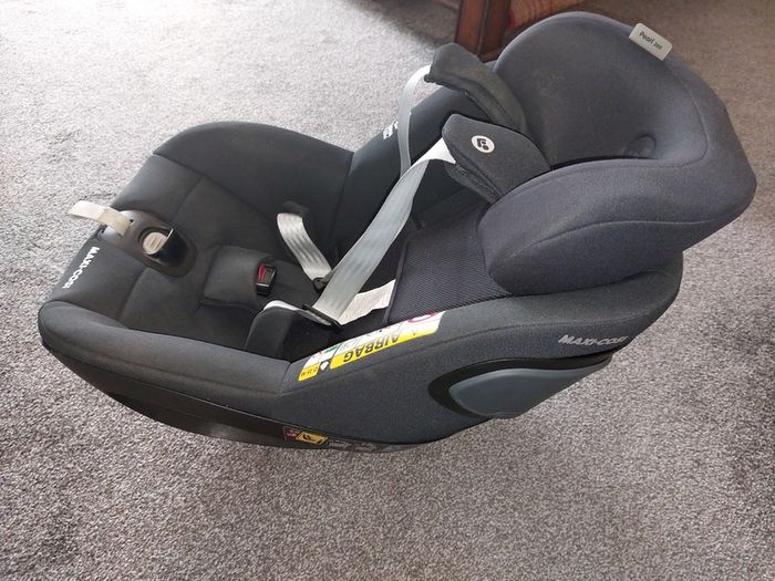 Maxi cosi pearl 360 rotating seat & Family fix rotating base