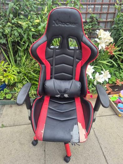 Free gaming chair