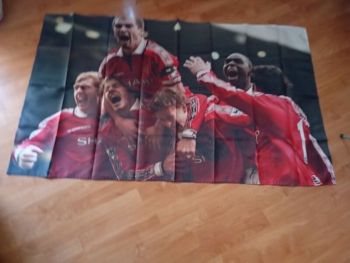 rare Manchester United treble winning year flag