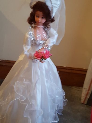 singing and moving doll