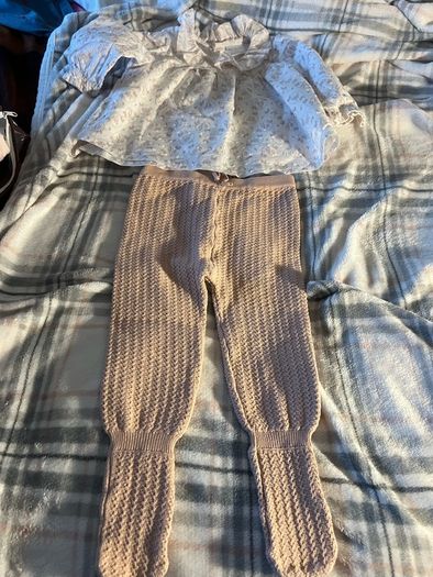 Girls two piece 6/12 mths