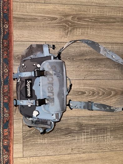 Supreme camo waist bag SS20 blue