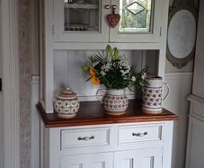 solid kitchen dresser delivery arranged