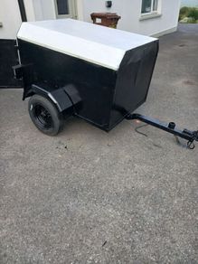 Dog trailer
