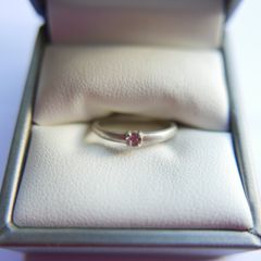 Vintage Serling Silver 925 Ruby Pebble Stacking Ring Size J1/2 - 1,2g