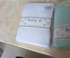 Baby G  2 X FItted  Cot Sheets. Plain White & Aqua Green.  B.N.W.T
