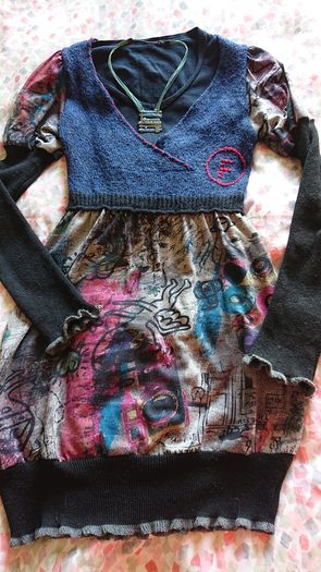 Woolly, Navy/Black Dress. Size 10